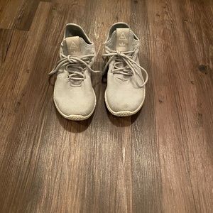 Womens Adidas Sneakers